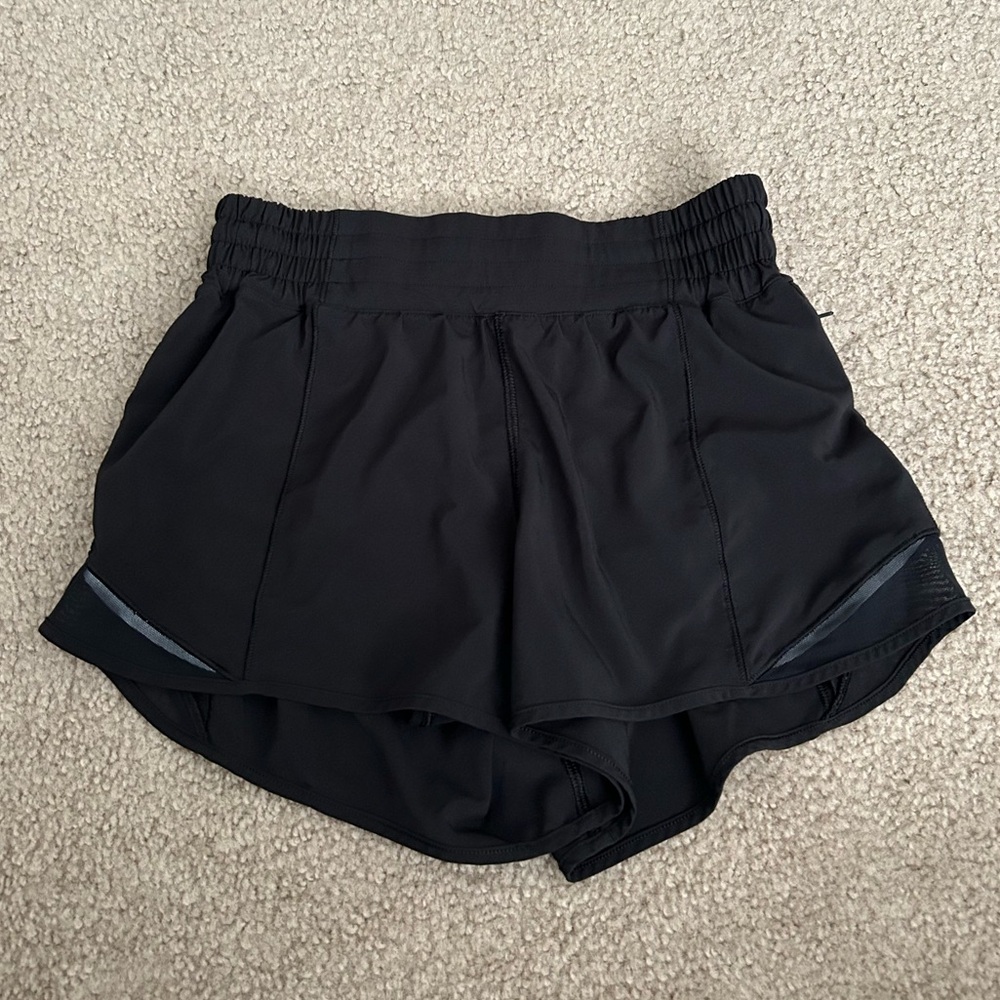 Lululemon Hotty Hot Short